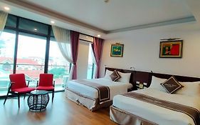 Camellia Hotel